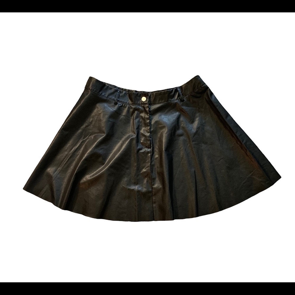 Shein Curve faux leather skater skirt Size 1X